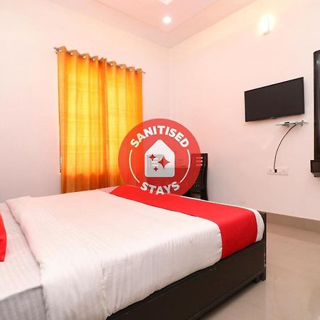 Oyo 23235 Hotel Roopmahal & Restaurant Amritsar Luaran gambar