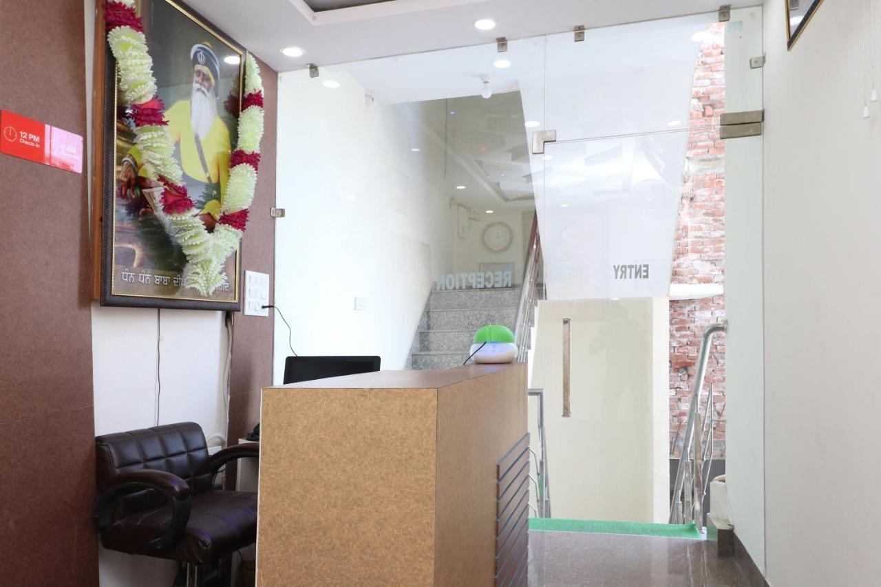 Oyo 23235 Hotel Roopmahal & Restaurant Amritsar Luaran gambar